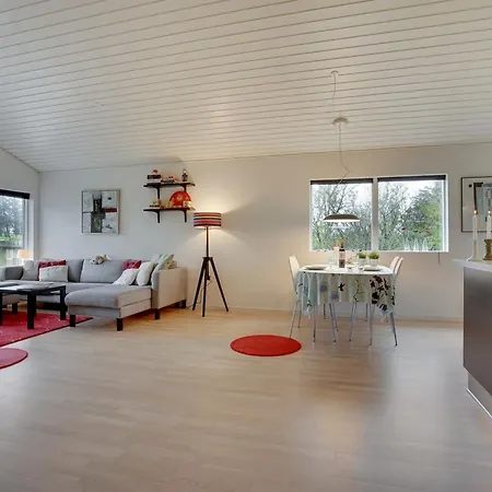 Ferienhaus Aarthi - 637m From The Sea By Interhome