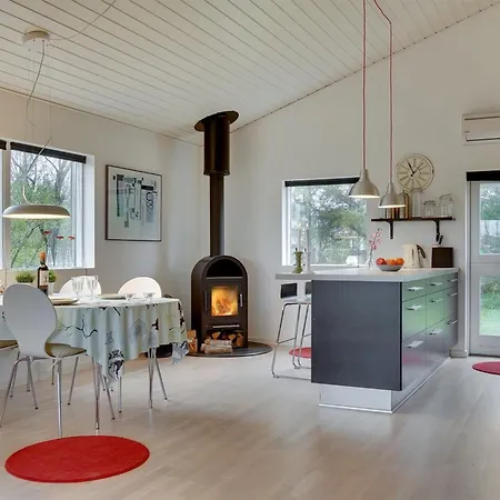 Aarthi - 637m From The Sea By Interhome