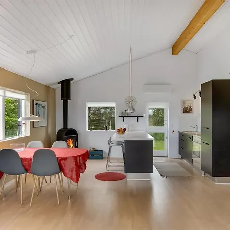 Aarthi - 637m From The Sea By Interhome * Hjørring