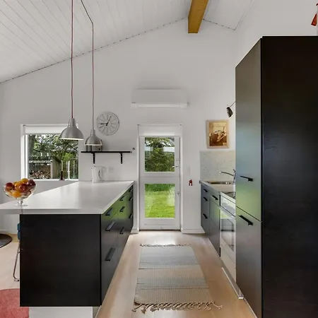 Aarthi - 637m From The Sea By Interhome Feriehus *